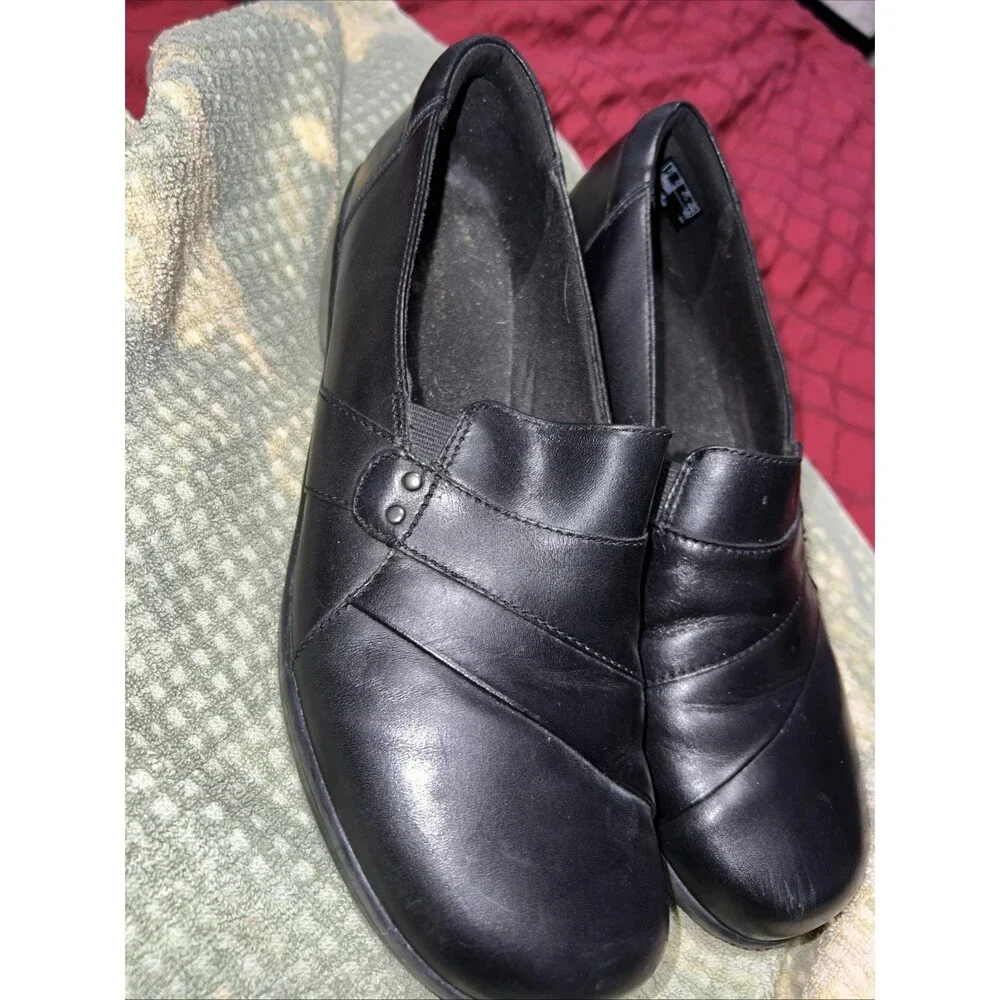 Clarks Shoes Womens Size 10 Black Leather Slip On Comfort Loafers 260629093100
